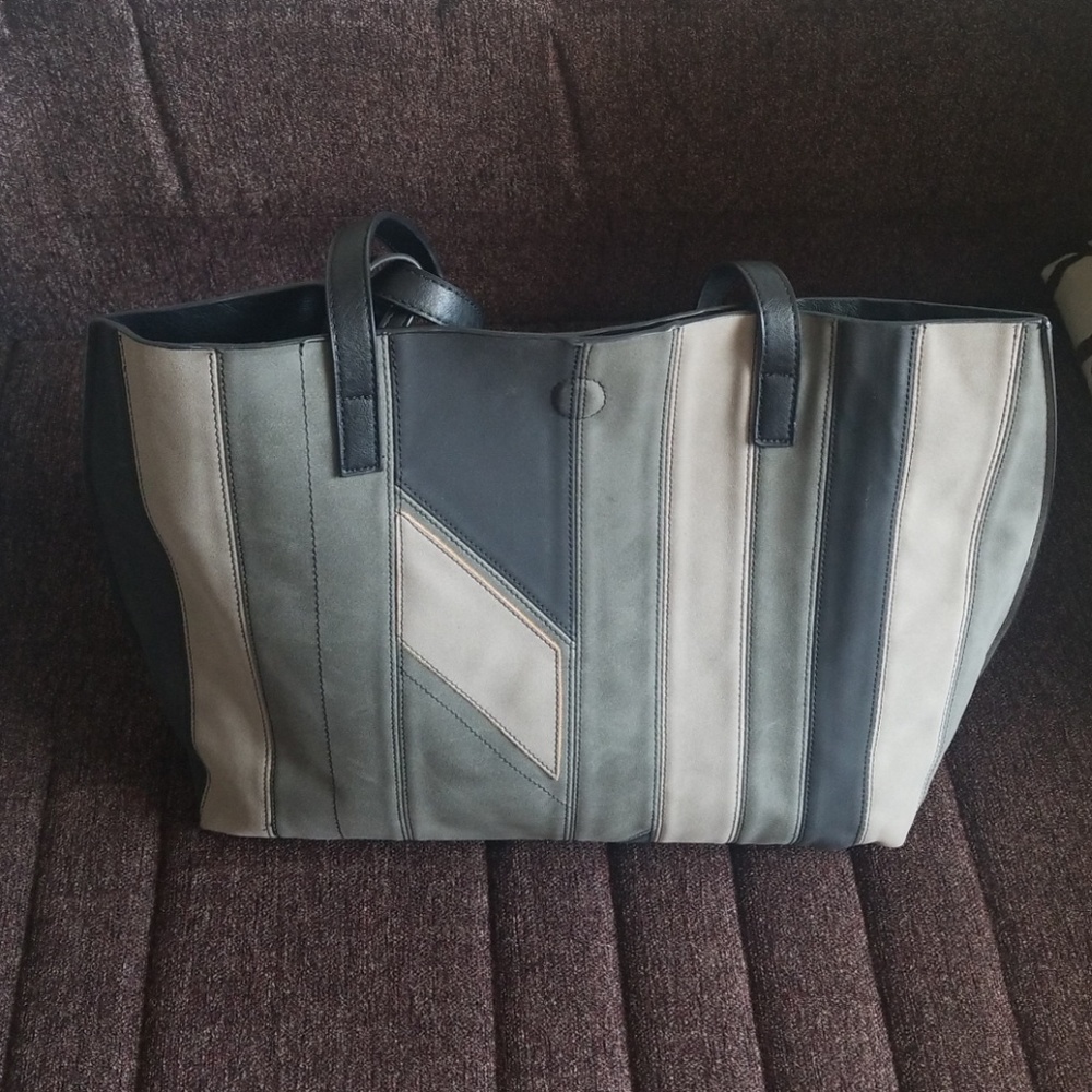 Everyday commuter bag